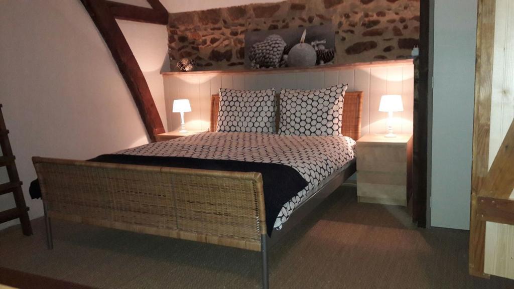 Le Bon Coeur Bed & Breakfast Ygrande Exterior foto