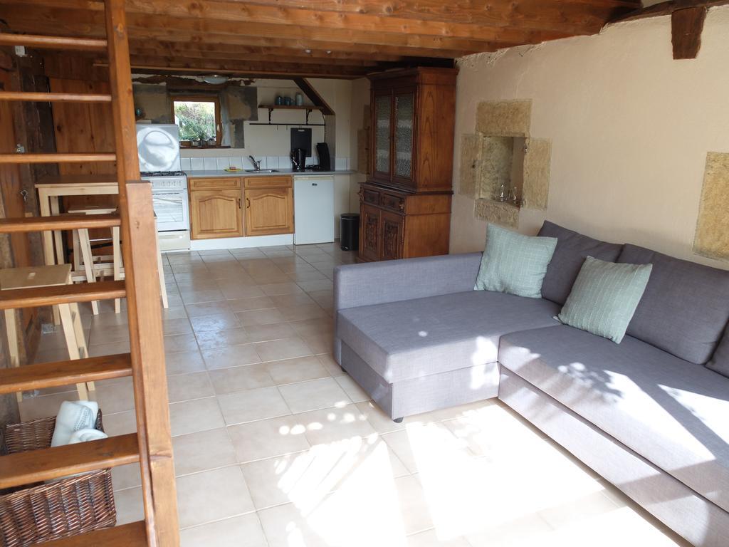 Le Bon Coeur Bed & Breakfast Ygrande Exterior foto